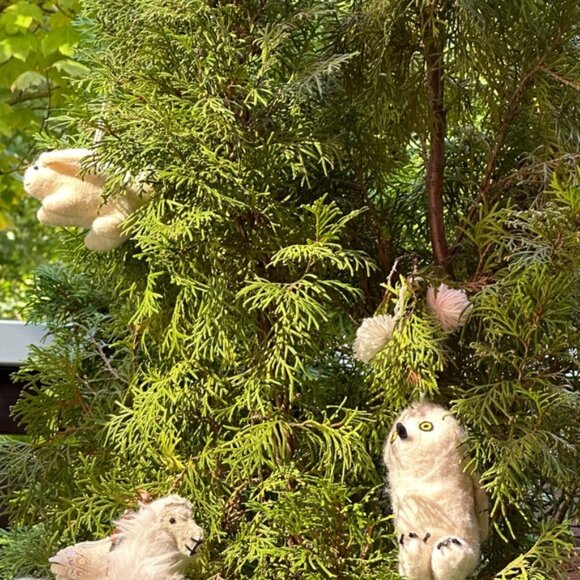 CHRISTMAS EASTER  DECOR Felt Bunny - Picture 2 of 2